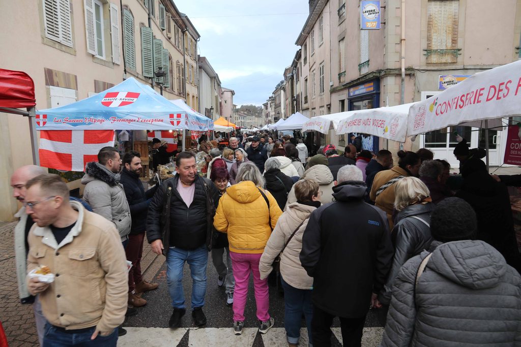 Foire Grasse 2025. La foule dans les rues.